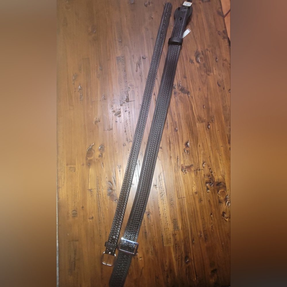 BOSTON  ,POLICE DUTY BELTS.